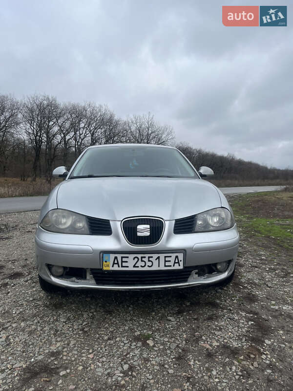 Седан SEAT Cordoba 2008 в Новомосковске фото Седан SEAT Cordoba 2008 в Новомосковске