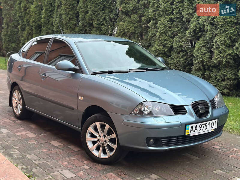 Седан SEAT Cordoba 2007 в Києві