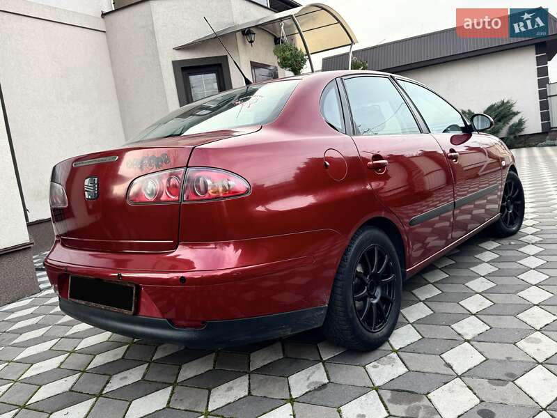 Седан SEAT Cordoba 2008 в Києві