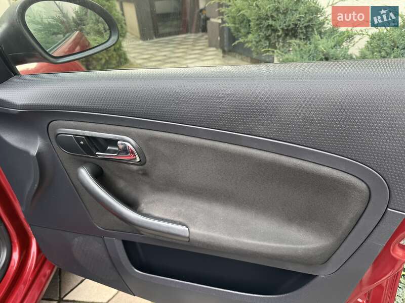 Седан SEAT Cordoba 2008 в Києві