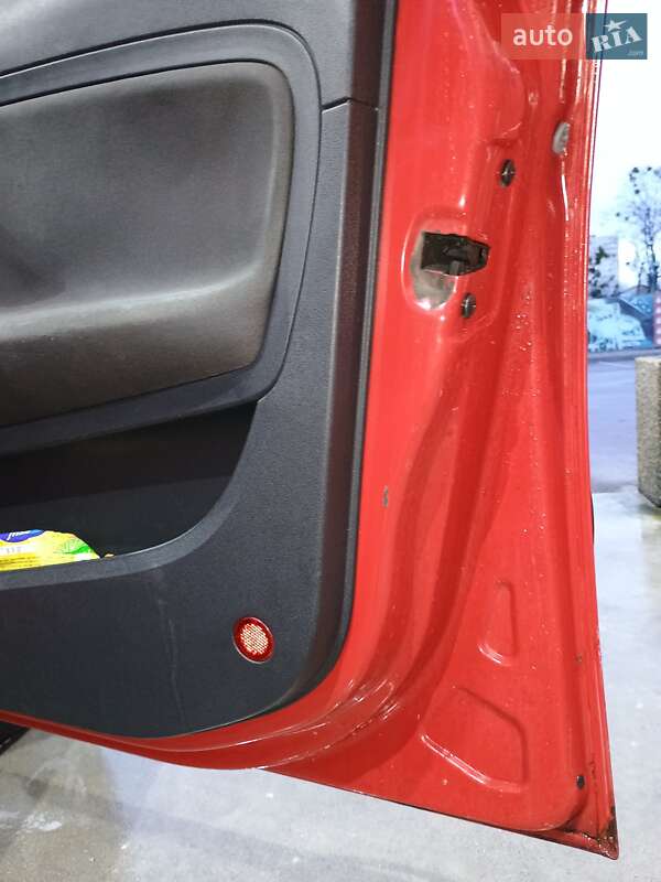 Седан SEAT Cordoba 2005 в Киеве