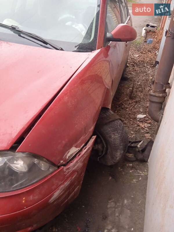 Седан SEAT Cordoba 2007 в Киеве