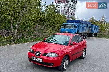 Седан SEAT Cordoba 2005 в Киеве