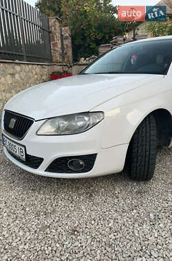 Универсал SEAT Exeo ST 2010 в 