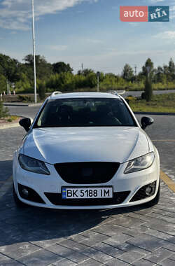 Универсал SEAT Exeo ST 2013 в 