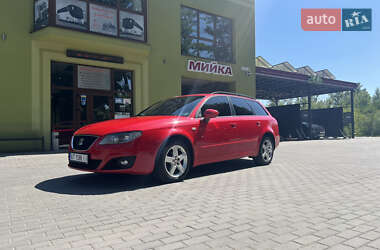 Универсал SEAT Exeo ST 2010 в 