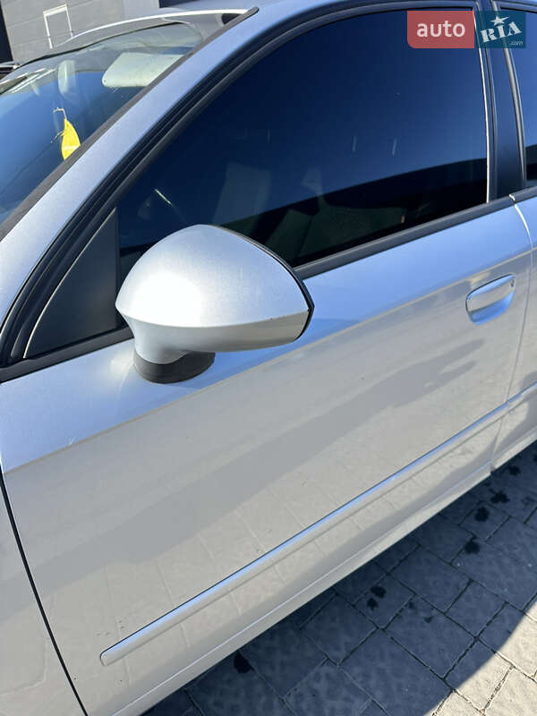 Седан SEAT Exeo 2009 в Ужгороде