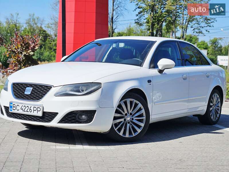 Седан SEAT Exeo 2012 в 