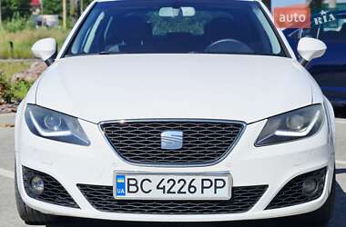Седан SEAT Exeo 2012 в 