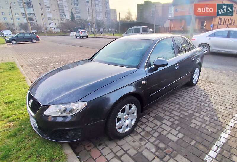Седан SEAT Exeo 2011 в Луцке