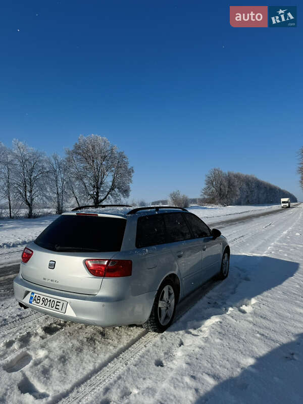 Универсал SEAT Exeo 2010 в Баре