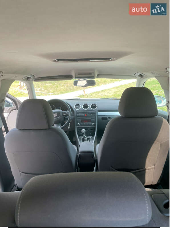 Универсал SEAT Exeo 2010 в Новояворовске фото 6 Универсал SEAT Exeo 2010 в Новояворовске