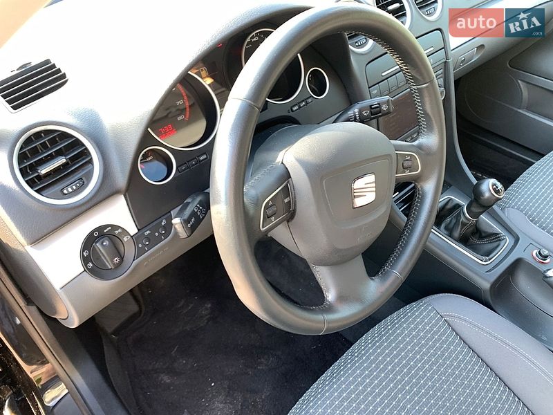 Седан SEAT Exeo 2011 в Харкові