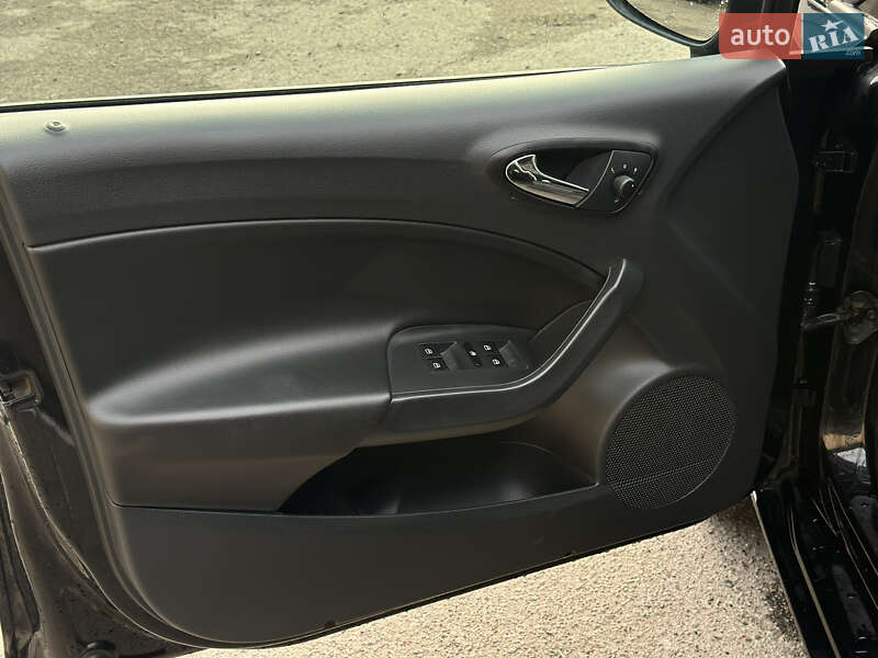 Универсал SEAT Ibiza ST 2012 в Луцке фото 10 Универсал SEAT Ibiza ST 2012 в Луцке