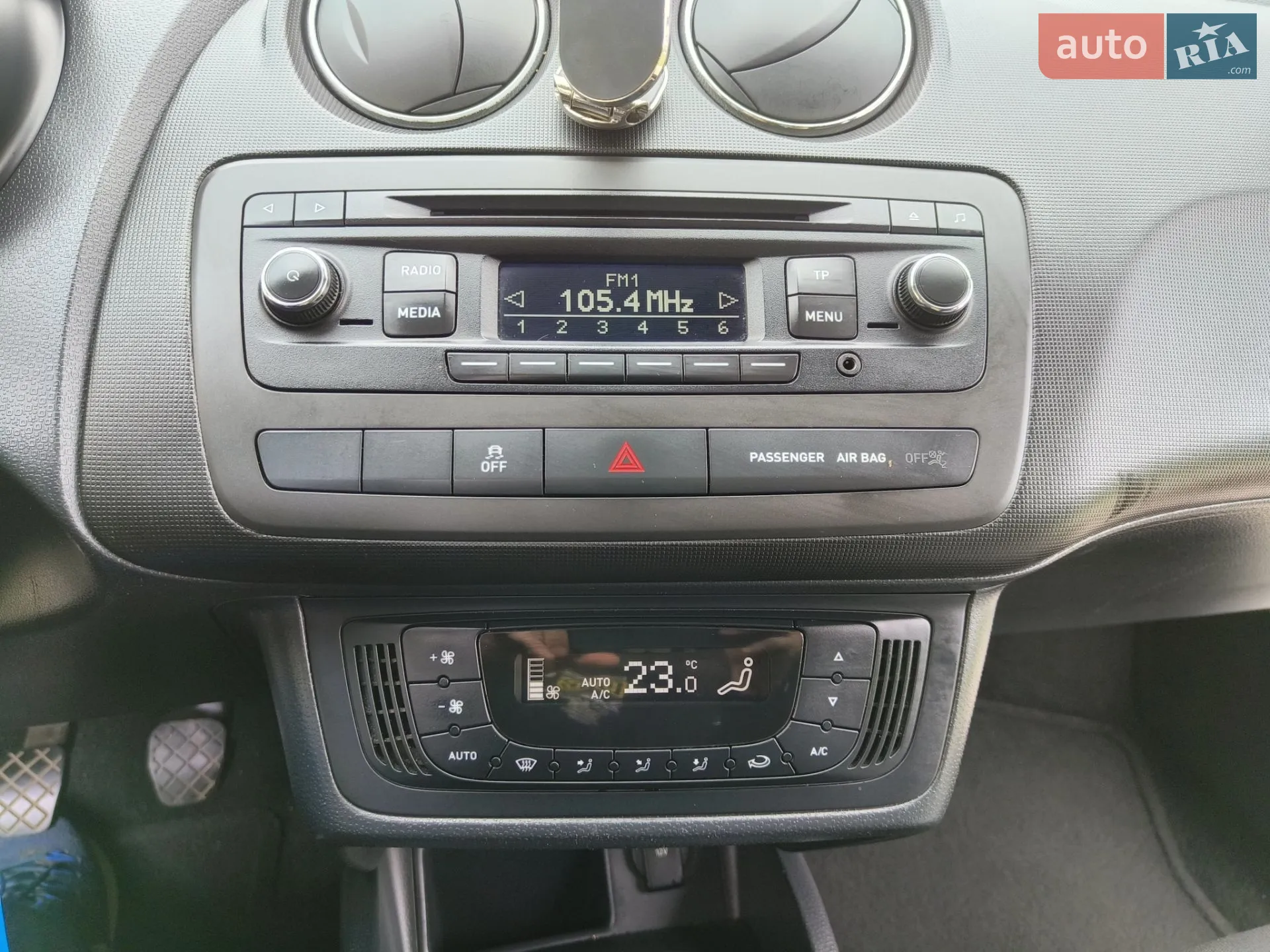 2014 SEAT Ibiza - мініатюра 13