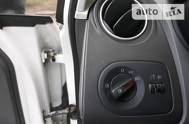 Хетчбек SEAT Ibiza 2011 в 