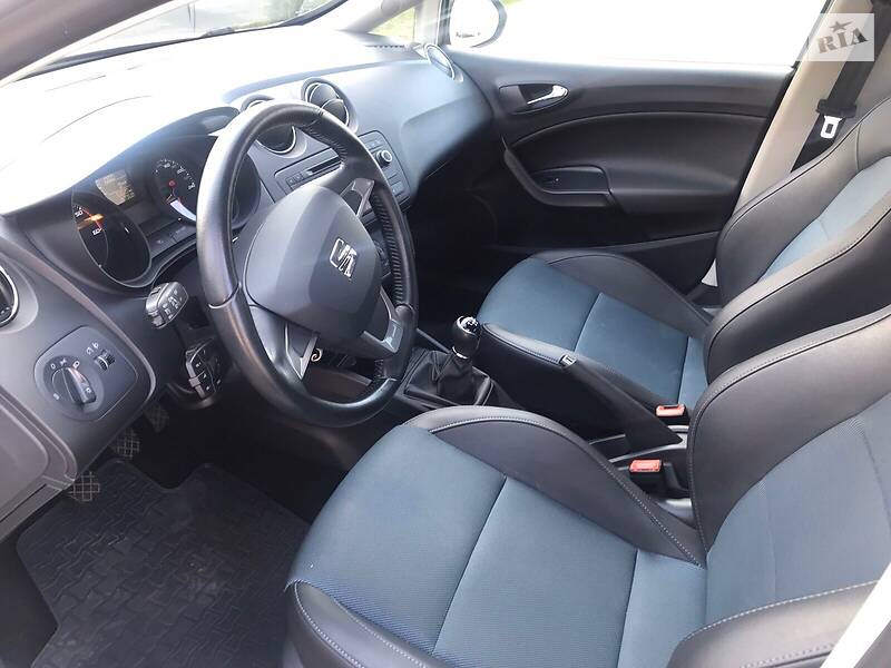 Хетчбек SEAT Ibiza 2015 в Києві фото 8 Хетчбек SEAT Ibiza 2015 в Києві