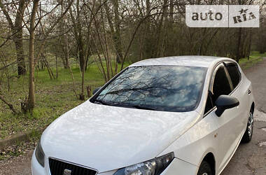 Хетчбек SEAT Ibiza 2011 в 