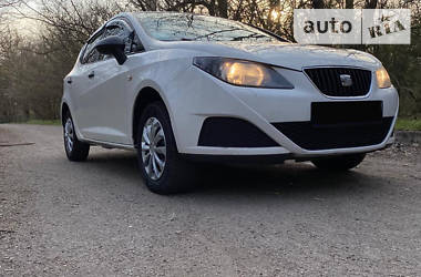 Хетчбек SEAT Ibiza 2011 в 