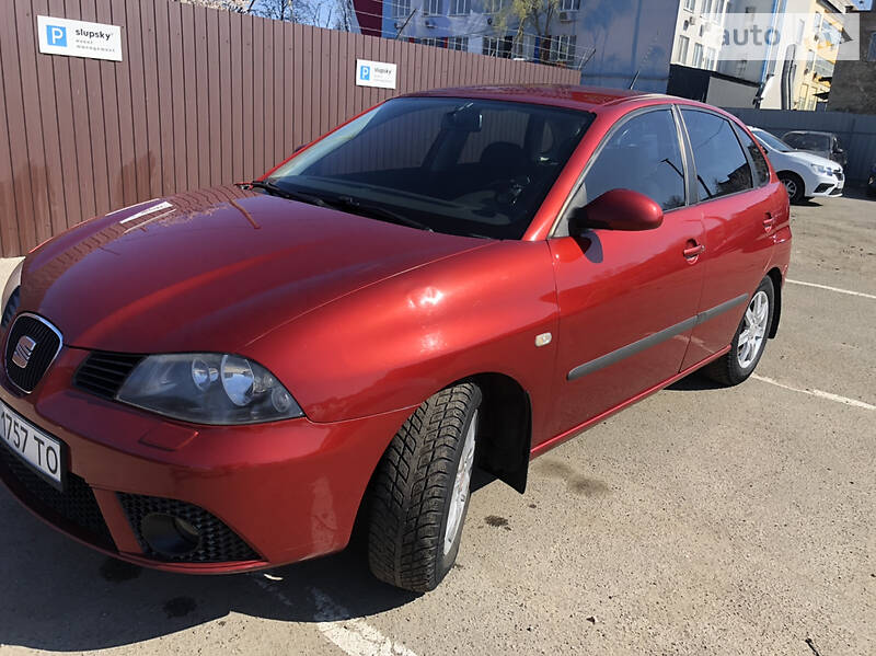 Хетчбек SEAT Ibiza 2007 в 