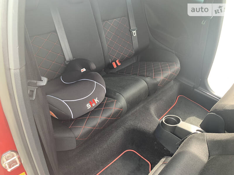 Хетчбек SEAT Ibiza 2009 в Полтаві