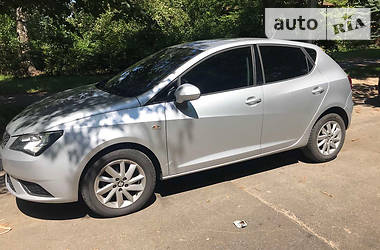 Хетчбек SEAT Ibiza 2015 в 