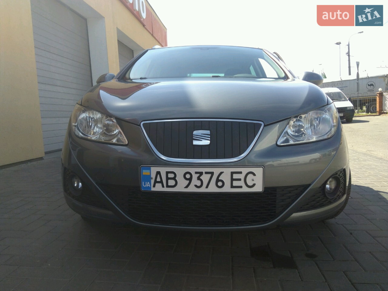 2011 SEAT Ibiza - мініатюра 2
