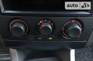 Хетчбек SEAT Ibiza 2006 в 
