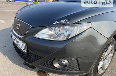 Універсал SEAT Ibiza 2010 в  фото 2 Універсал SEAT Ibiza 2010 в