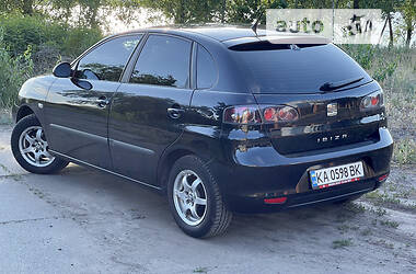 Хетчбек SEAT Ibiza 2006 в Києві