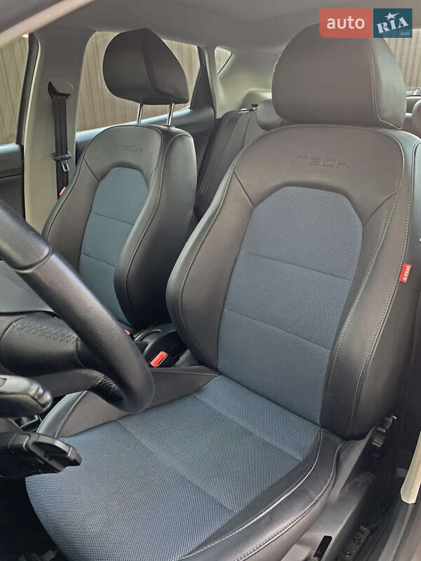 Хэтчбек SEAT Ibiza 2015 в Киеве