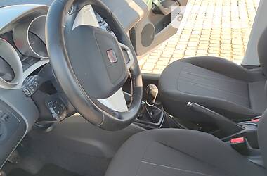 Хетчбек SEAT Ibiza 2012 в Львові