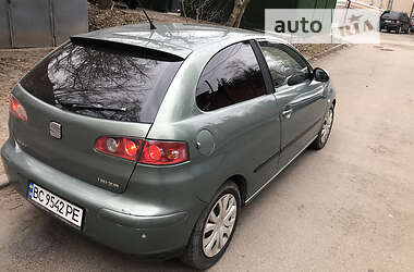 Купе SEAT Ibiza 2004 в Києві