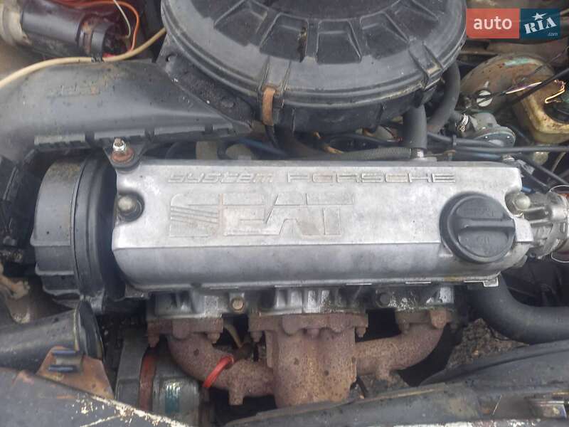 Хетчбек SEAT Ibiza 1988 в Новоархангельську