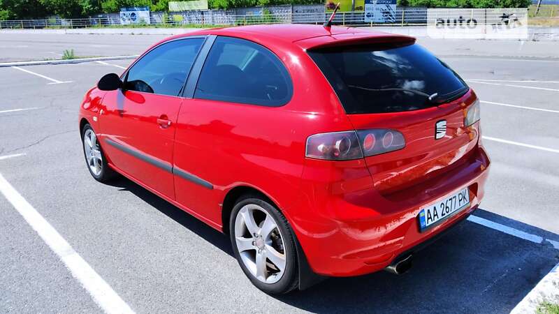 Хэтчбек SEAT Ibiza 2007 в Киеве