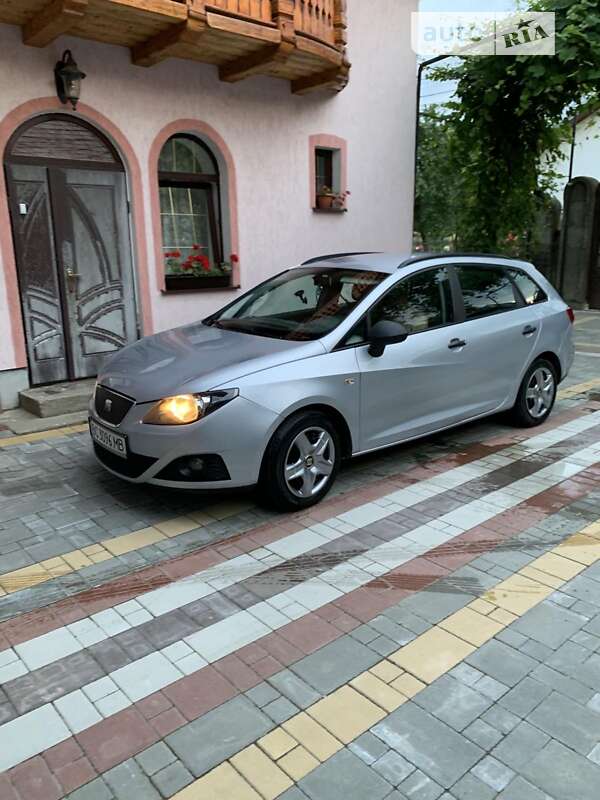 Купе SEAT Ibiza 2010 в Болехові