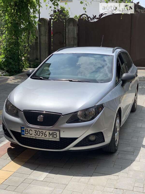 Купе SEAT Ibiza 2010 в Болехові