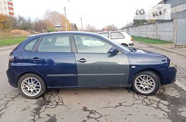 Хэтчбек SEAT Ibiza 2006 в Ровно