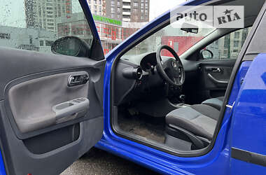 Хетчбек SEAT Ibiza 2006 в Києві