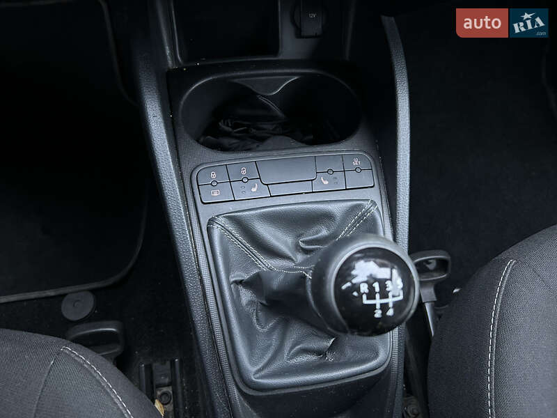 Хэтчбек SEAT Ibiza 2014 в Мостиске