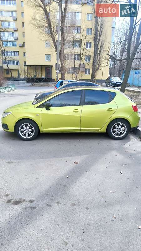 Хэтчбек SEAT Ibiza 2008 в Днепре