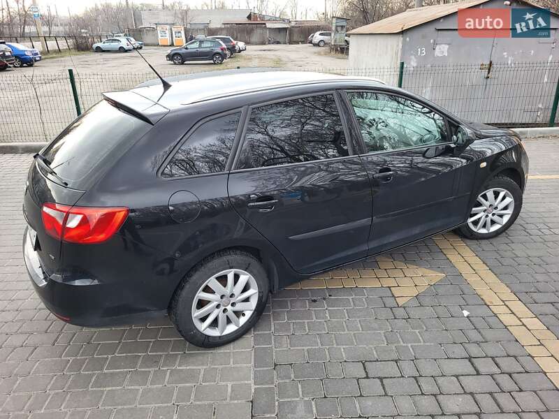 Універсал SEAT Ibiza 2013 в Дніпрі