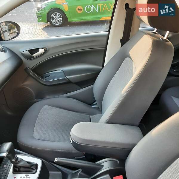 Хетчбек SEAT Ibiza 2011 в Харкові