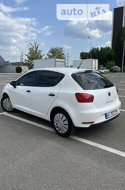 Хэтчбек SEAT Ibiza 2013 в Киеве