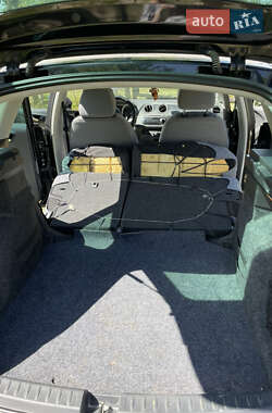 Хэтчбек SEAT Ibiza 2011 в 