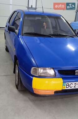 Хэтчбек SEAT Ibiza 1996 в 