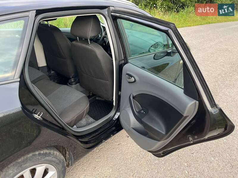 Хетчбек SEAT Ibiza 2010 в Калуші