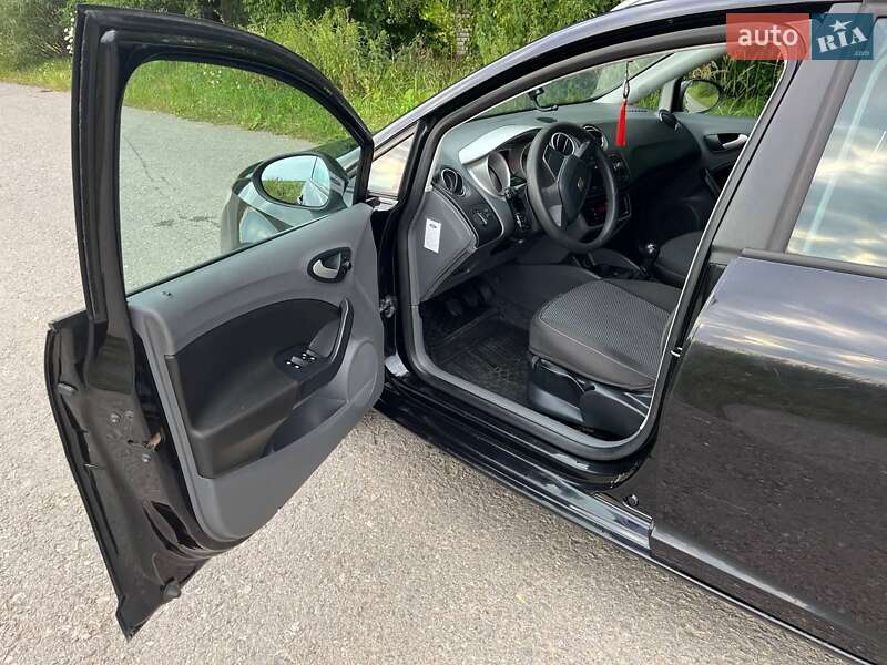 Хетчбек SEAT Ibiza 2010 в Калуші