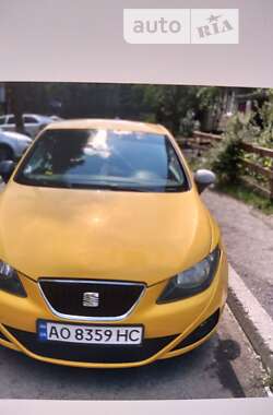 Хэтчбек SEAT Ibiza 2010 в Перечине