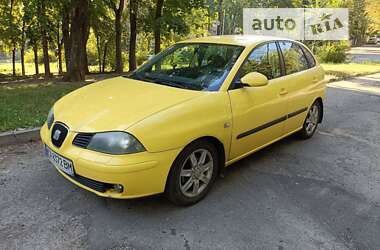 Хэтчбек SEAT Ibiza 2005 в Киеве